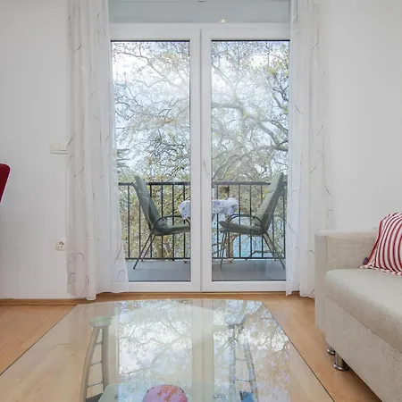 Joviz Apartman Makarska