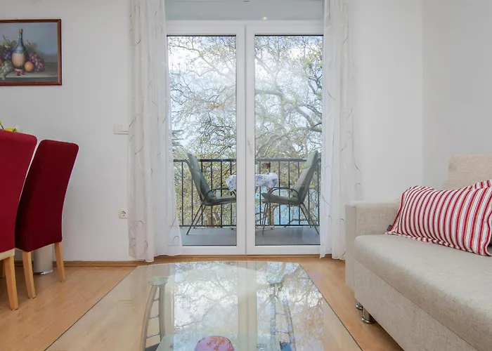 Joviz Апартаменти Макарська